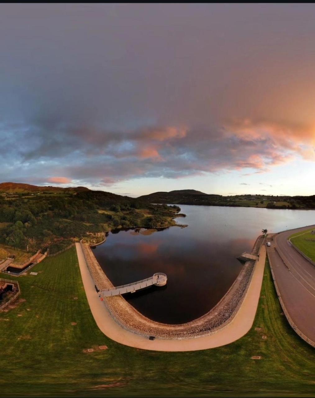 The Nest Hotel Newry Buitenkant foto