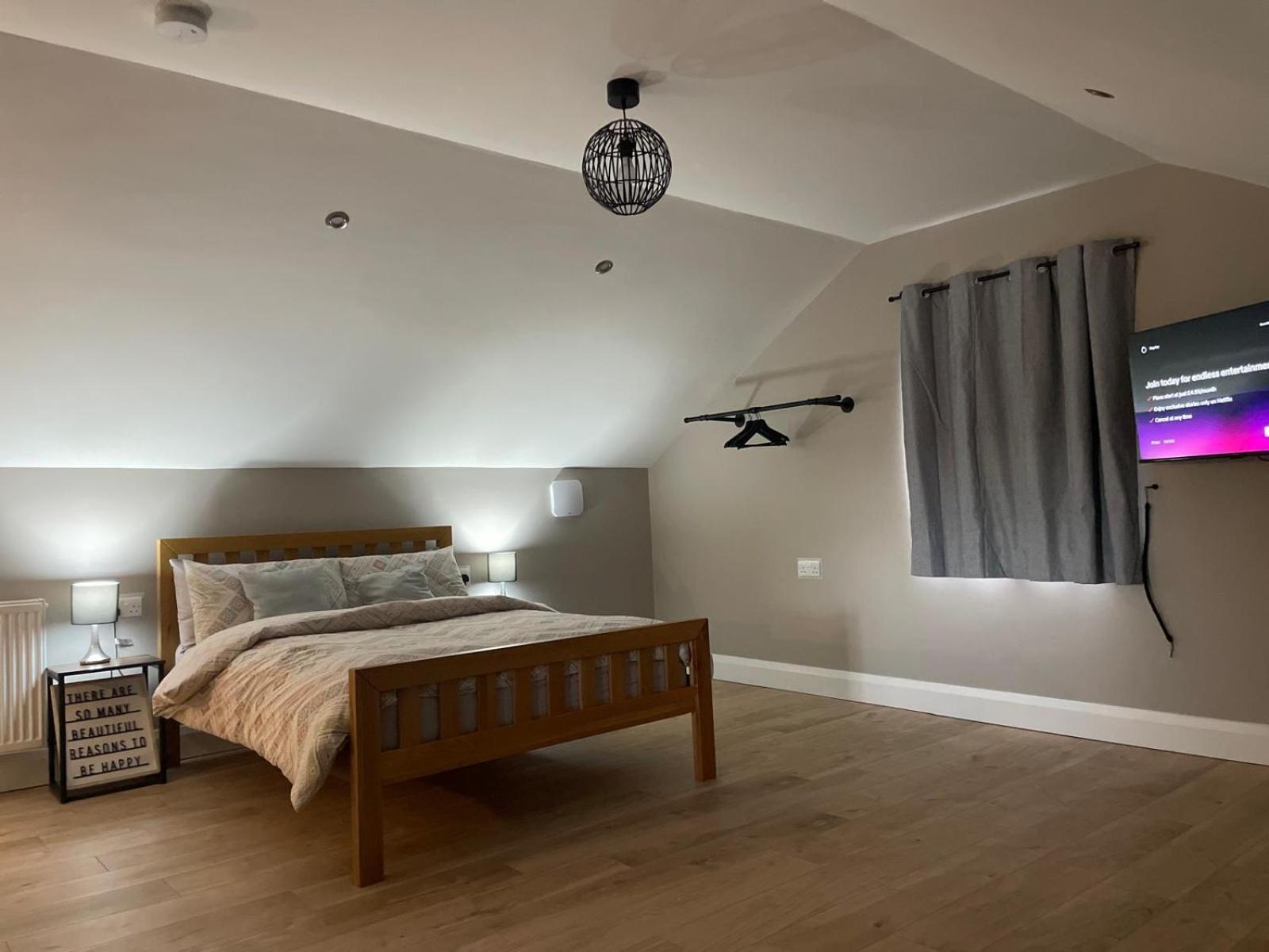 The Nest Hotel Newry Buitenkant foto