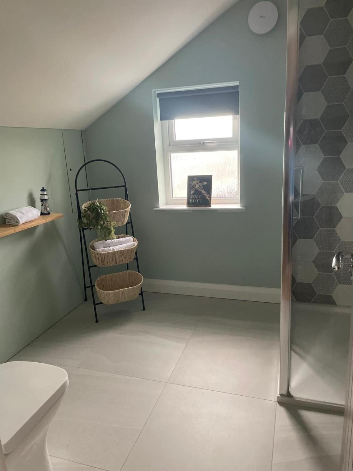 The Nest Hotel Newry Buitenkant foto